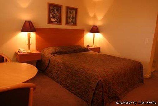 Motel Kingsford Smith 4*