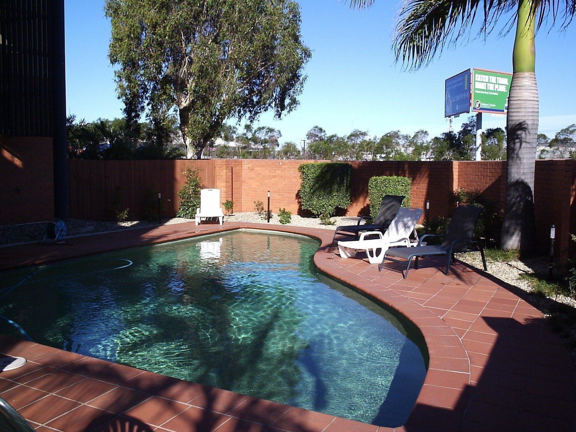 Kingsford Smith 4* Brisbane