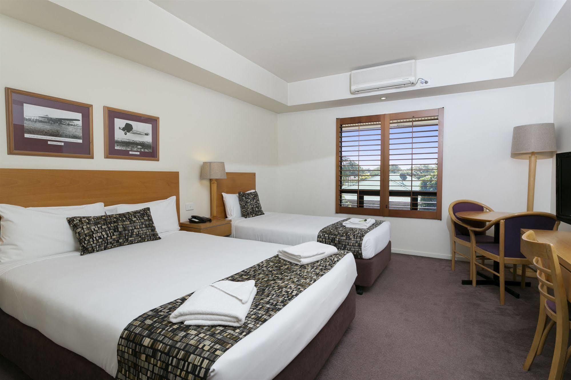 Motel Kingsford Smith 4*